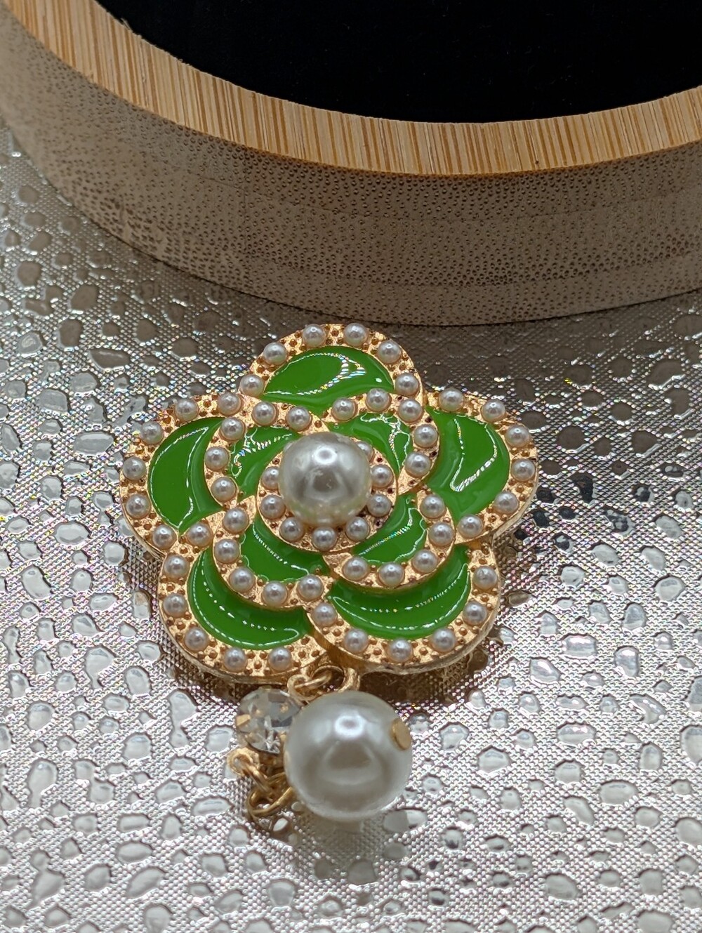 Green Pearl Flower Brooch Necklace Pendant - Unbranded